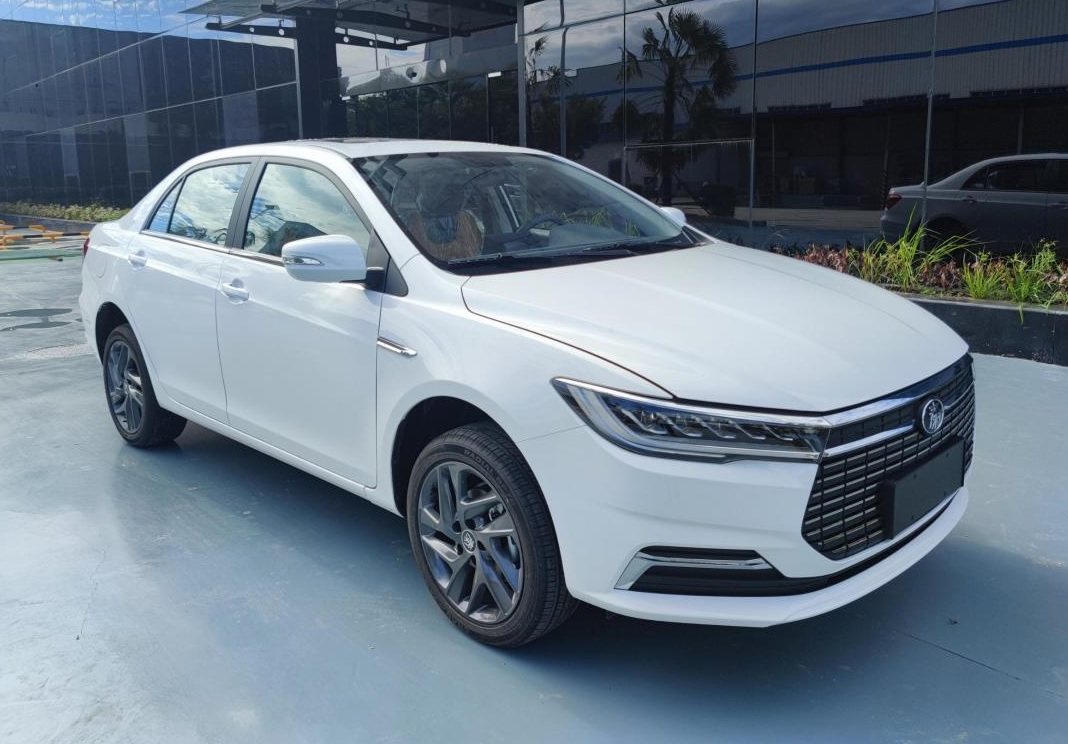 BYD最新款汽車，創(chuàng)新科技與綠色出行的融合典范